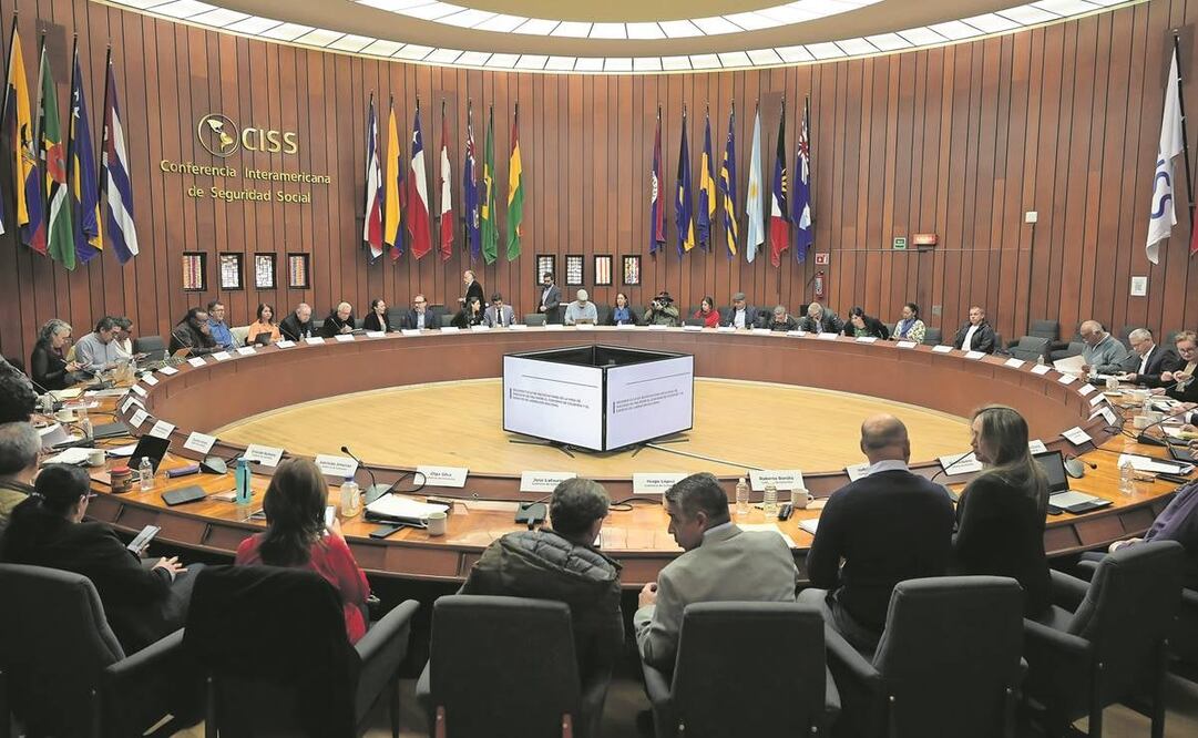 El gobierno colombiano y la guerrilla del ELN, en la mesa de diálogo instalada en la Ciudad de México.