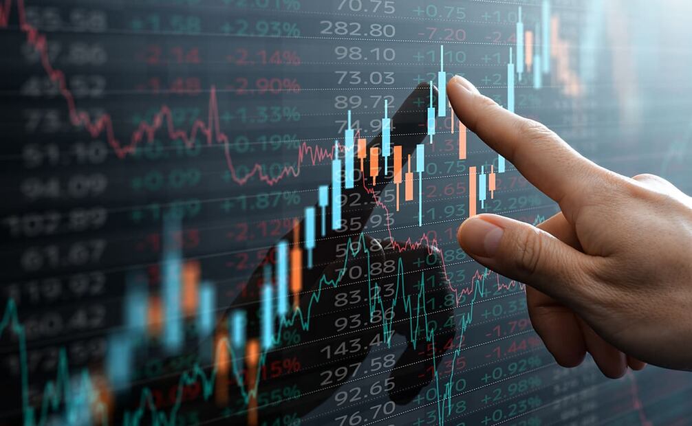 ¡Conoce el mundo financiero y fortalece tus habilidades analíticas con el trading e IndexTrades.uk. Foto: Cortesía