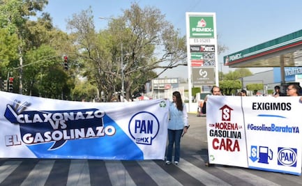PAN realiza "Claxonazo contra el Gasolinazo"; clausuran simbólicamente gasolinera por venta a alto costo de combustible