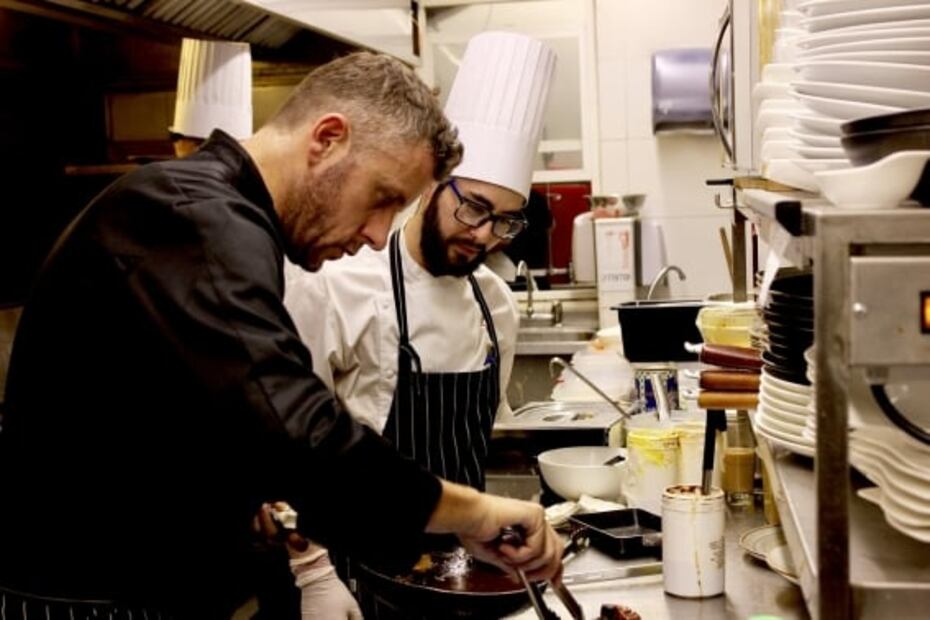 Empleos en el extranjero para trabajadores de la hospitalidad y la gastronomía 