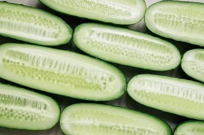 Limonada con pepino y menta para refrescar las tardes calurosas