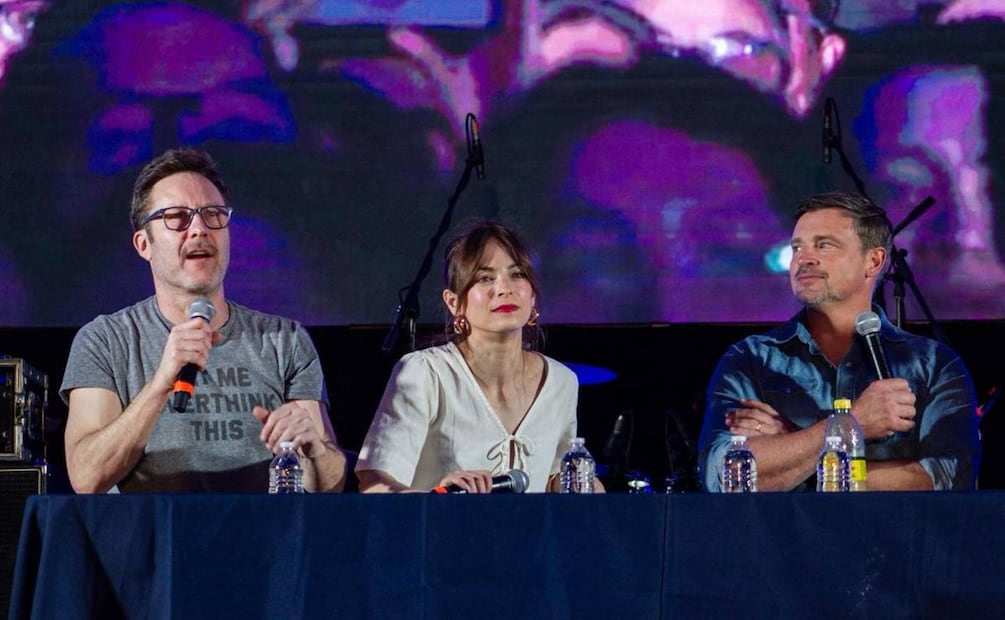 Parte del elenco de "Smallville".
Foto: Santiago Reyes/EL UNIVERSAL.