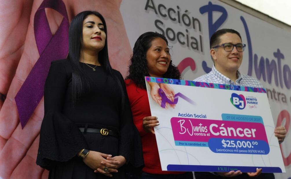 Apoyan a pacientes con cáncer en Benito Juárez; entregan 25 mil pesos a 140 vecinos. Fernanda Zamora