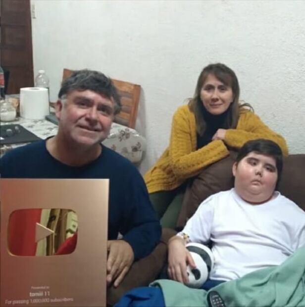 Así despiden y homenajean a Tomiii 11