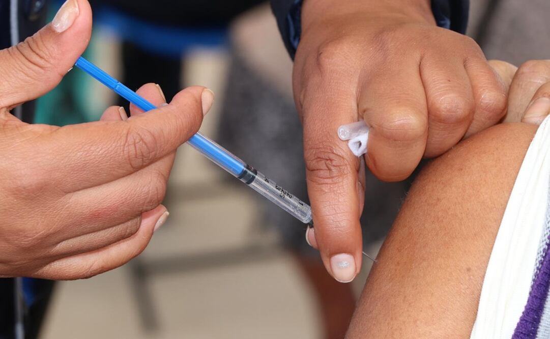 Una de las instituciones científicas más importantes de Brasil, anunció que suspendió el desarrollo de su vacuna contra la covid-19, tras no alcanzar los resultados esperados en las pruebas clínicas de fase 2 en humanos. Imagen ilustrativa. Foto: Especial