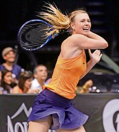 Sharapova desempolva la raqueta