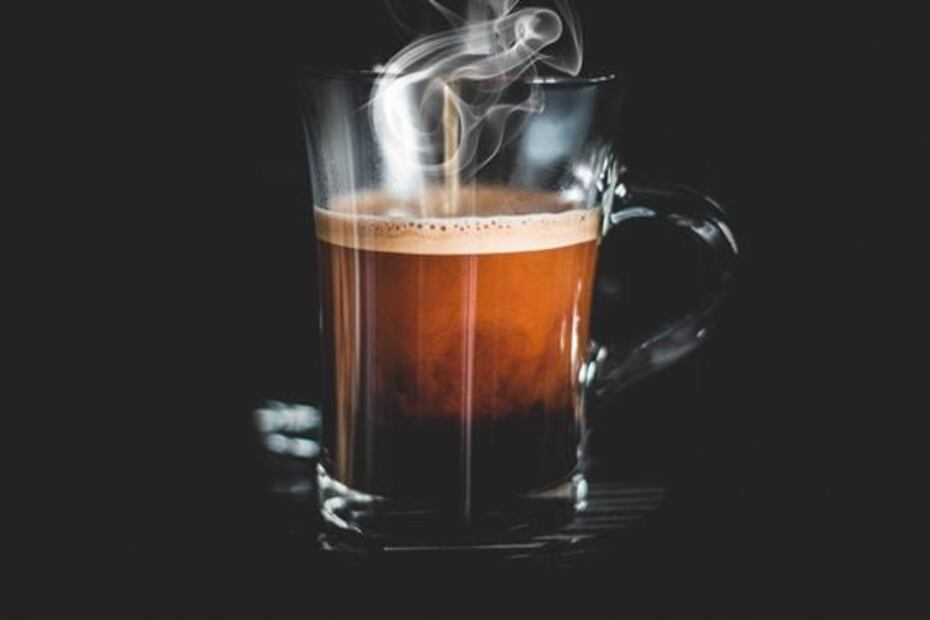 Descubre por qué se le pone bicarbonato al café