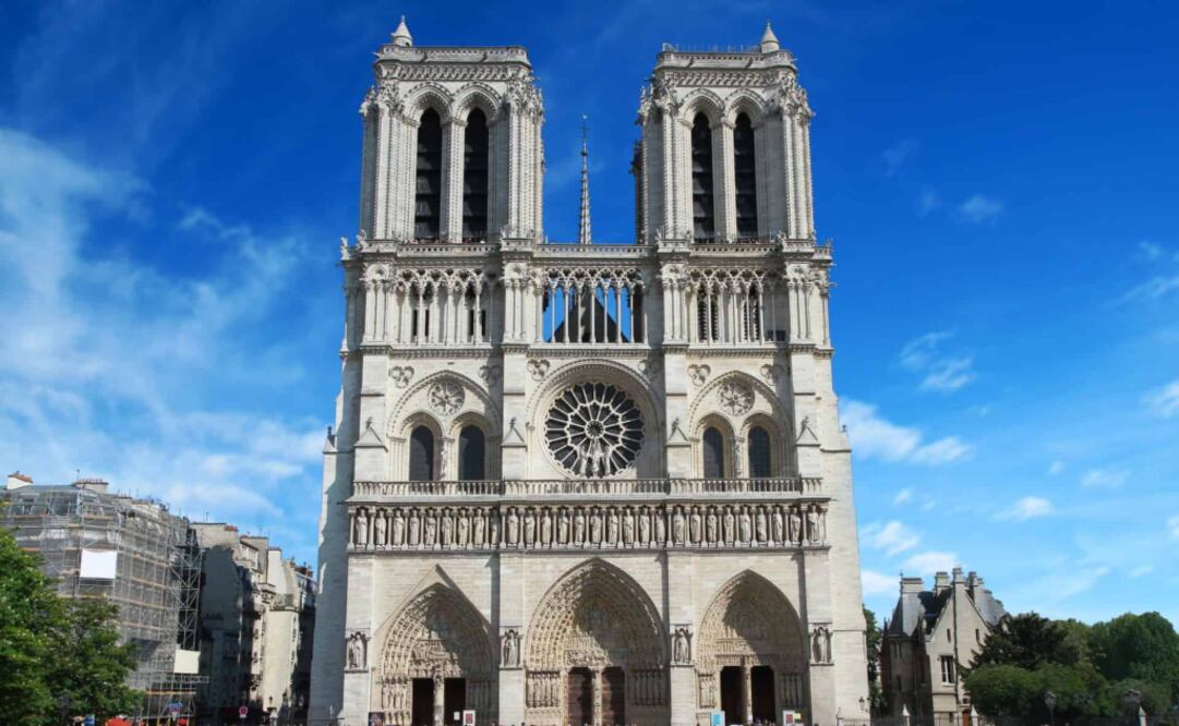 Las torres de la Catedral de Notre Dame tienen una altura de 69 metros. (Foto: iStock)