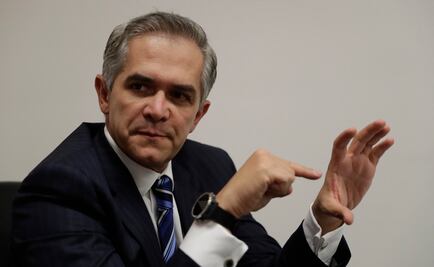 Aunque seamos tres senadores, la bancada del PRD continúa: Mancera