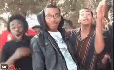 7-Eleven "trolea" a tiendas Oxxo en Twitter