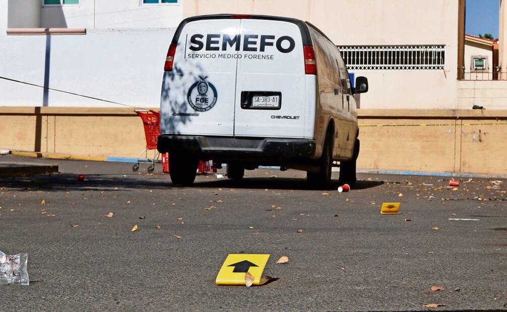 Cuando Yeraldine Bonilla Valverde ya se encontraba despachando en el Palacio de Gobierno, se registró un muerto más frente al Súper Ley. Foto: Valente Rosas/EL UNIVERSAL