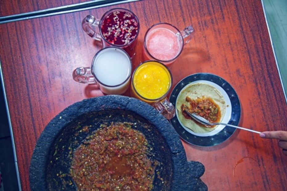 Aprende a preparar curados en el Tour Gastronómico Pulquero en Tepotzotlán