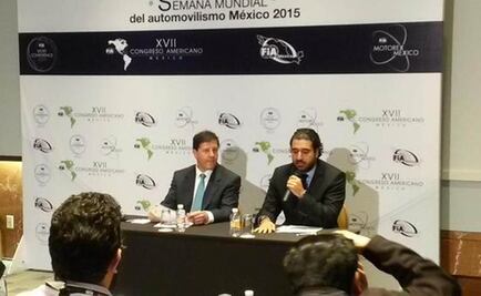 Checo y Guti se presentan en el Fia Motorex México 