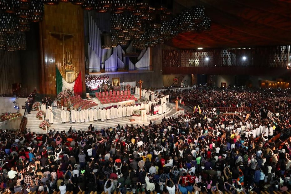 Mañanitas a la Virgen de Guadalupe en la Basílica. Foto: Ariel Ojeda