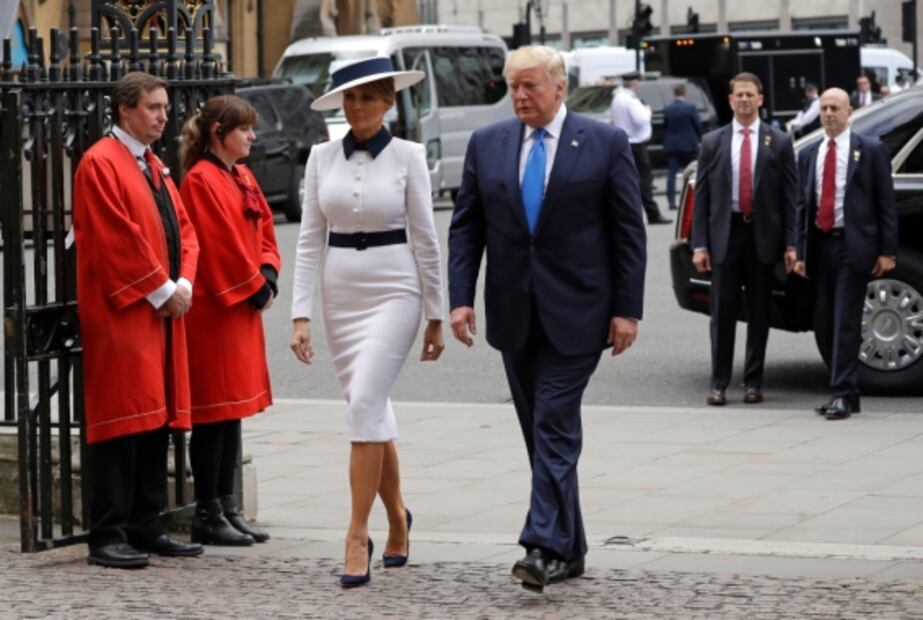 Este es el look de Melania Trump para su visita con la reina Isabel II
