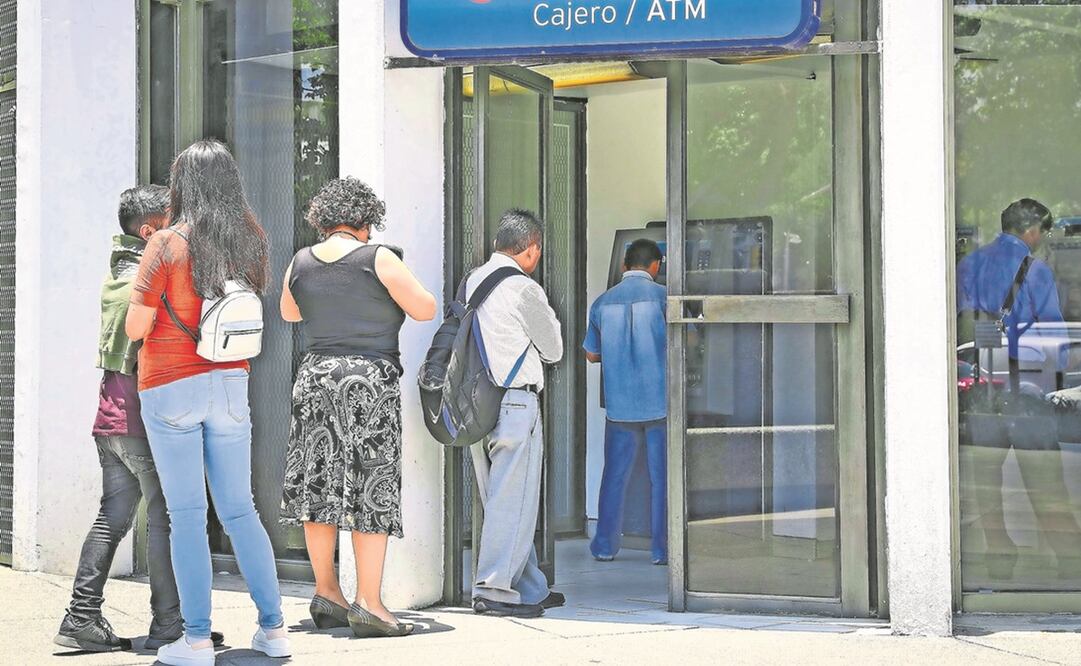 La llegada de los bancos digitales a México ocurre en un mercado que aceleró el cierre de sucursales a causa de la pandemia de Covid-19. Foto: Archivo / EL UNIVERSAL