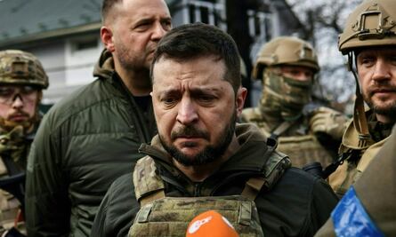 Zelensky destituye a jefes regionales de reclutamiento militar en Ucrania ¿Por qué?