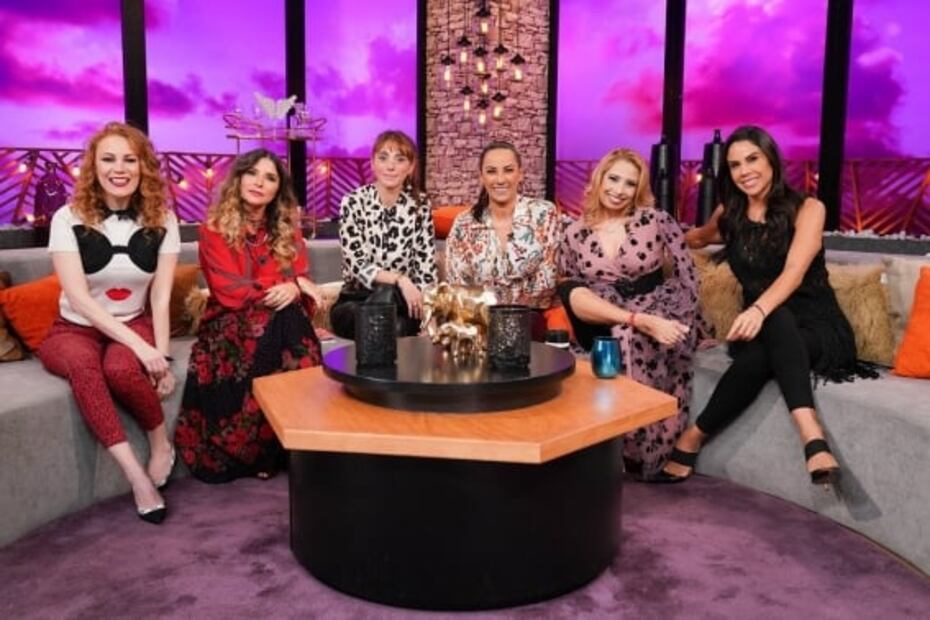 Natalia Téllez presumió su baby bump y reveló el sexo de su bebé con este look