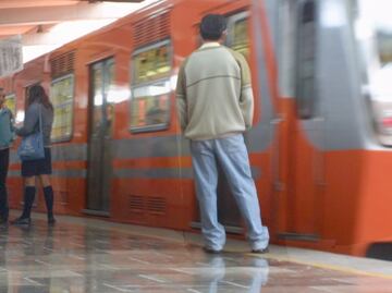 Detienen a hombre por presunto abuso sexual en el Metro Salto del Agua