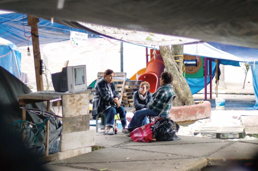 El Gobierno capitalino determinó que el programa ya no se operará en los centros de reconstrucción sino con visitas en albergues y campamentos. (FRANCISCO CAÑEDO. XINHUA)