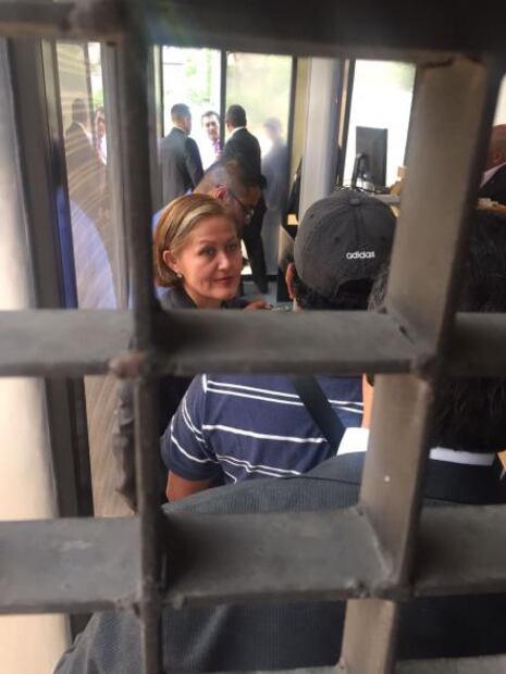 Acude Eva Cadena a San Lázaro a defenderse por desafuero