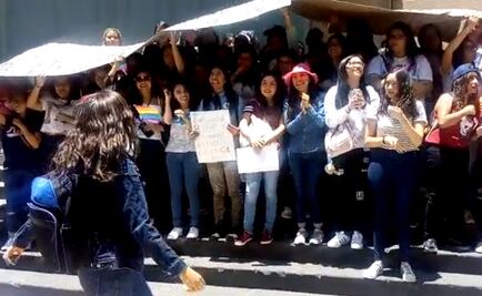 Desde "la pelusa" hasta "mochar la mano", fans esperan a Harry Styles