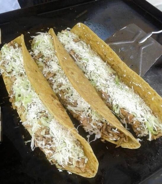 Atrévete a probar estos antojitos gigantes en Azcapotzalco