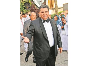 Multan a fiscales en el caso de La Luz del Mundo