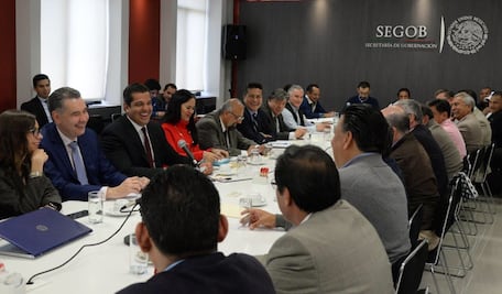 Realizarán operativos contra servicio de Uber, Didi y otras app’s en aeropuertos