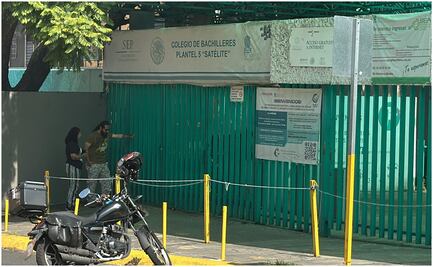 Muere estudiante de 15 años en primer día de clases dentro del Colegio de Bachilleres Satélite