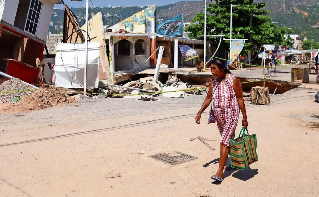 Puerto Marqués había sido afectado por Otis el año pasado y hace un mes sufrió de nuevo los efectos de un huracán, con John; aquí la reconstrucción no ha iniciado. Foto: Arturo de Dios Palma | El Universal