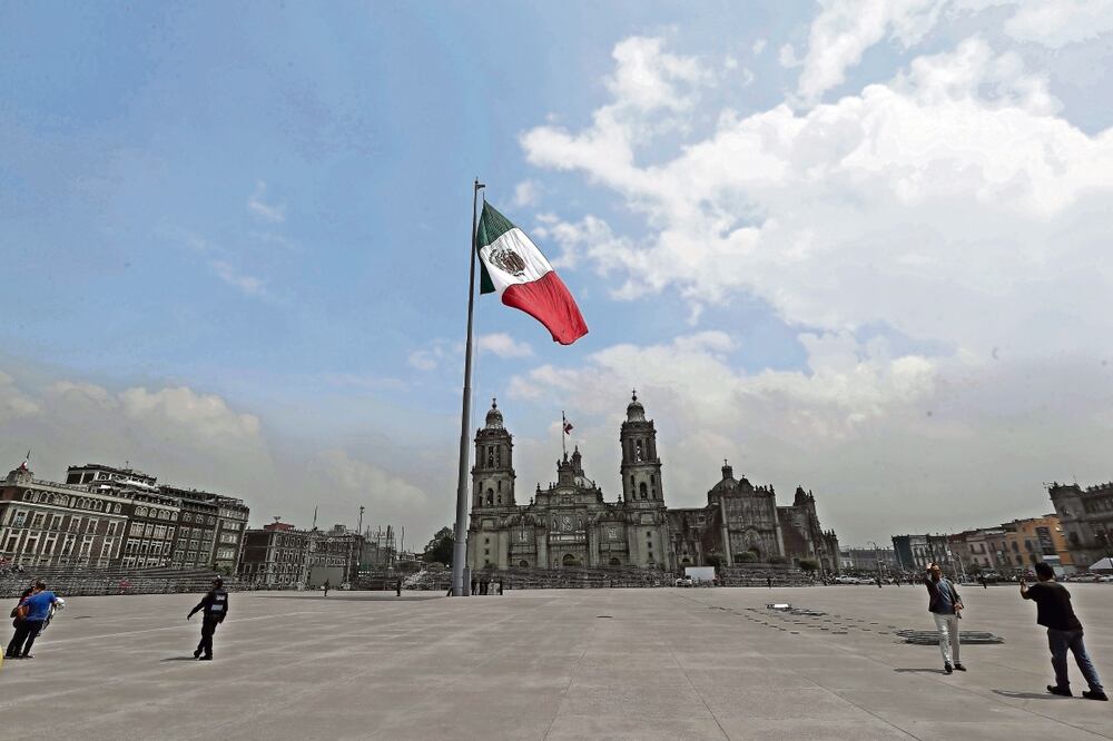 La deuda creció de forma constante en el sexenio, dice el CEESP. Foto: Archivo / El Universal