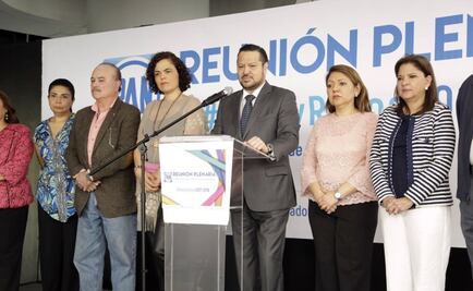 Chocan PRI y PAN por instalación de mesa directiva en Senado