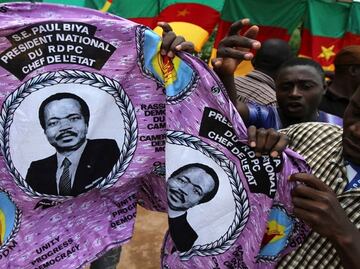 Cameroonians displaced by a separatist insurgency ahead of elections