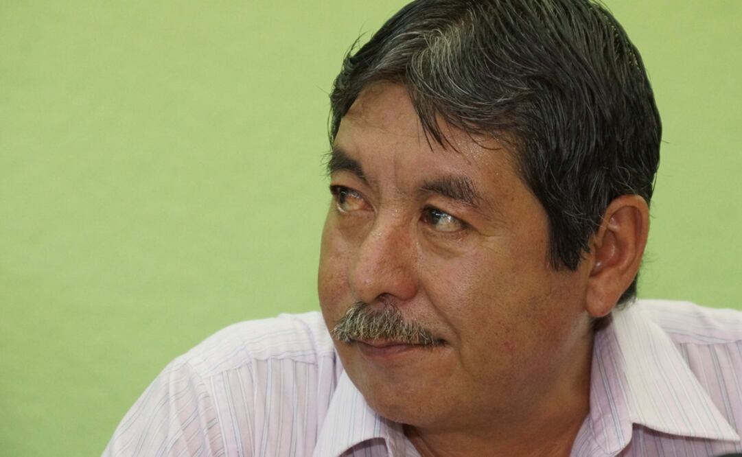 Paramédicos del ERUM socorrieron al líder de la Sección 22 (Foto: Archivo EL UNIVERSAL)