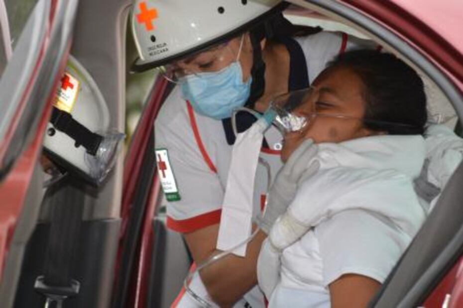 Cruz Roja realiza simulacro de prevención de accidentes automovilísticos