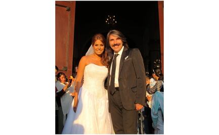 Amanda Miguel reacciona al beso de Diego Verdaguer y Galilea Montijo