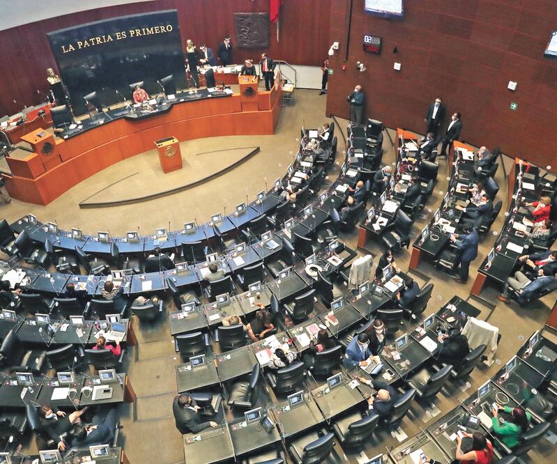La propuesta presentada por Morena en el Senado modificaría la Constitución y la Ley General del SNA. Foto: ARCHIVO EL UNIVERSAL