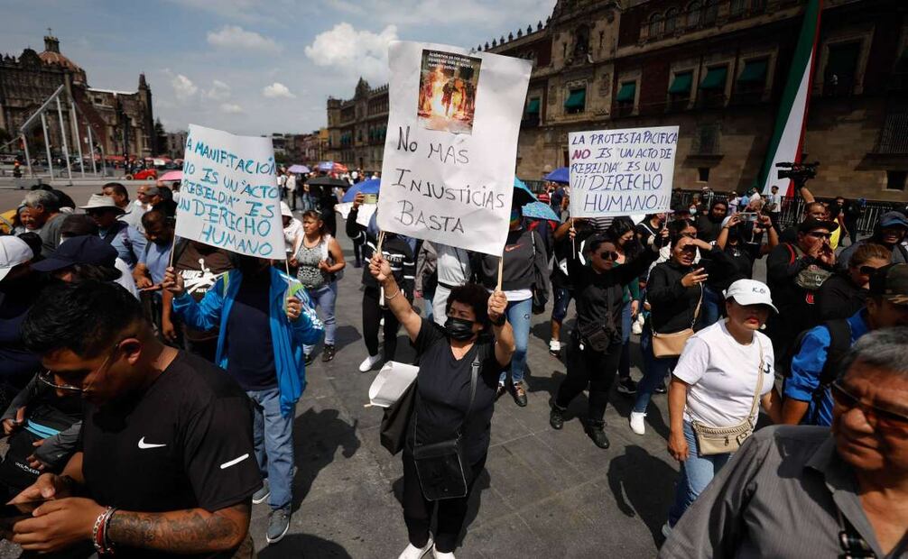 Personas se manifiestan para pedir justicia por los elementos de seguridad heridos (06/10/2025). Foto: Osmar Alvarado / EL UNIVERSAL
