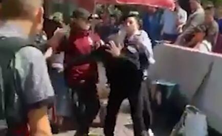 Buscan a agresores de policías fuera del metro Balderas