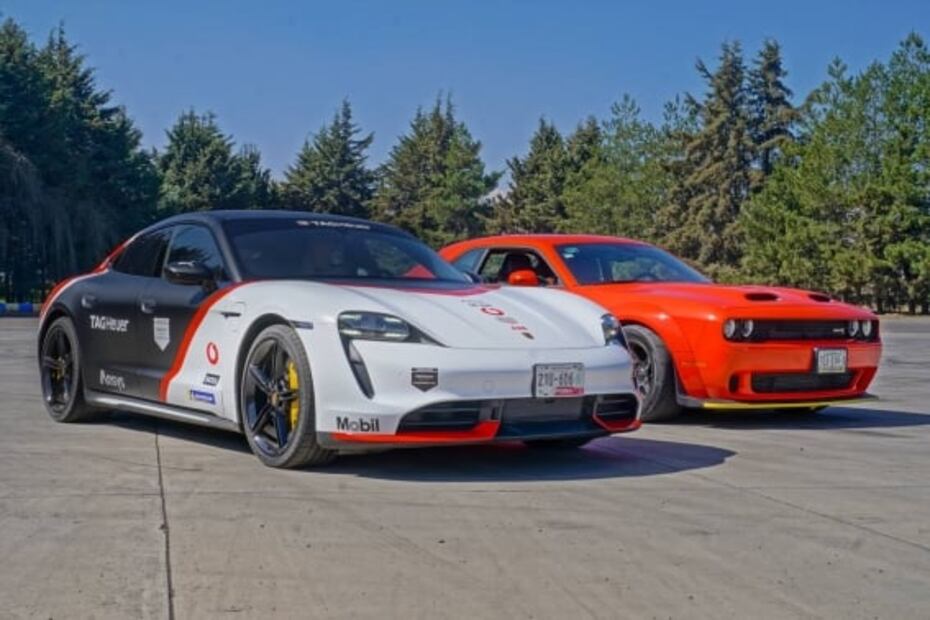 Dodge Challenger Super Stock Vs. Porsche Taycan Turbo S: El poder no lo es todo
