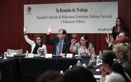 Luna de miel de AMLO dependerá de la economía, dice Agustín Basave