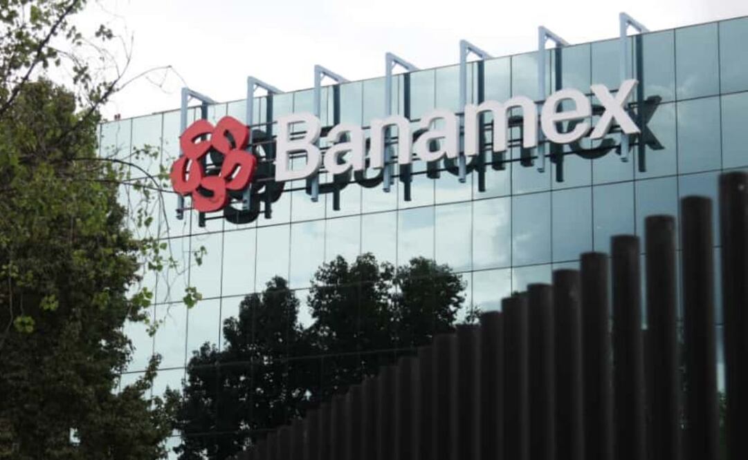 Fachada del Banco de Nacional de México conocido como Banamex. Foto: Carlos Mejía/EL UNIVERSAL