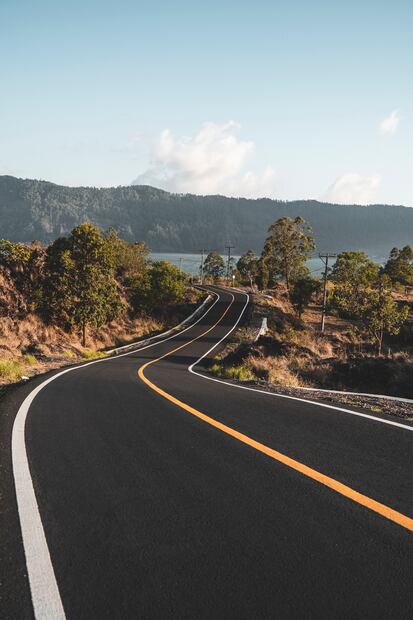 Este es el significado de las líneas pintadas sobre el pavimento.
Foto: Unsplash