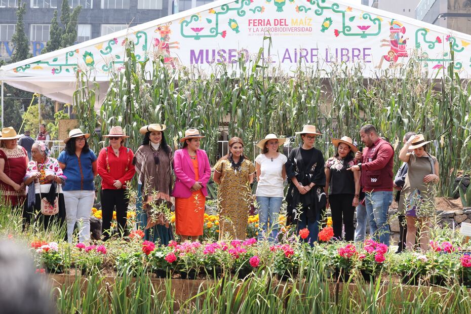 Clara Brugada destacó que el maíz es “más allá de un producto”, pues tiene que ver con la identidad y cosmogonía milenaria de la Ciudad de México. (Foto: especial)
