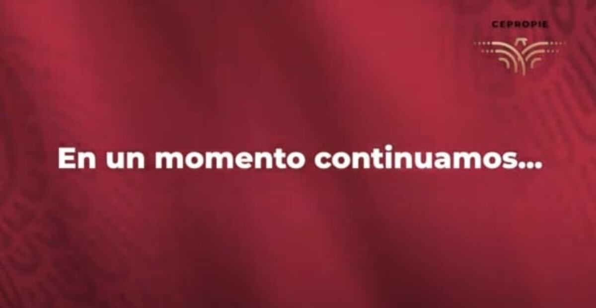 AMLO inaugura festejos por Bicentenario del Heroico Colegio Militar... con transmisión caída