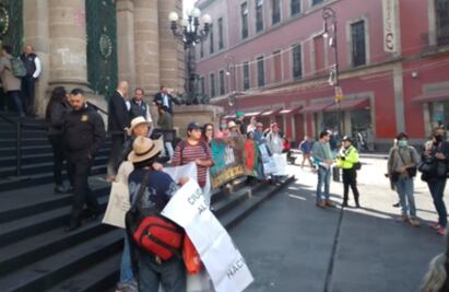 Lucha por el agua; manifestantes cierran el Congreso capitalino