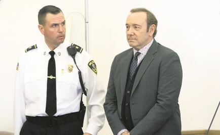 Revela hermano de Kevin Spacey que fueron violados por su padre