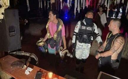 Clausuran fiesta clandestina de jóvenes en cenote de Yucatán en plena pandemia