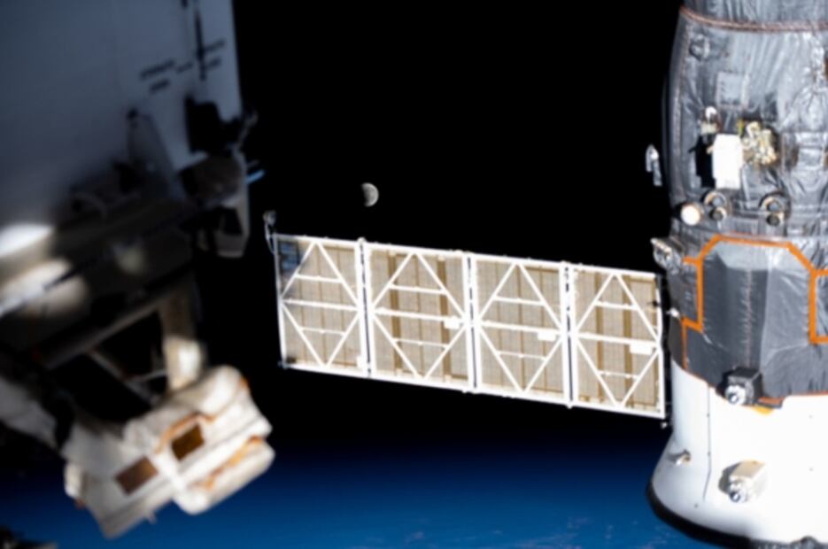 Desde el espacio, astronautas capturan las caras más impresionantes de la Luna